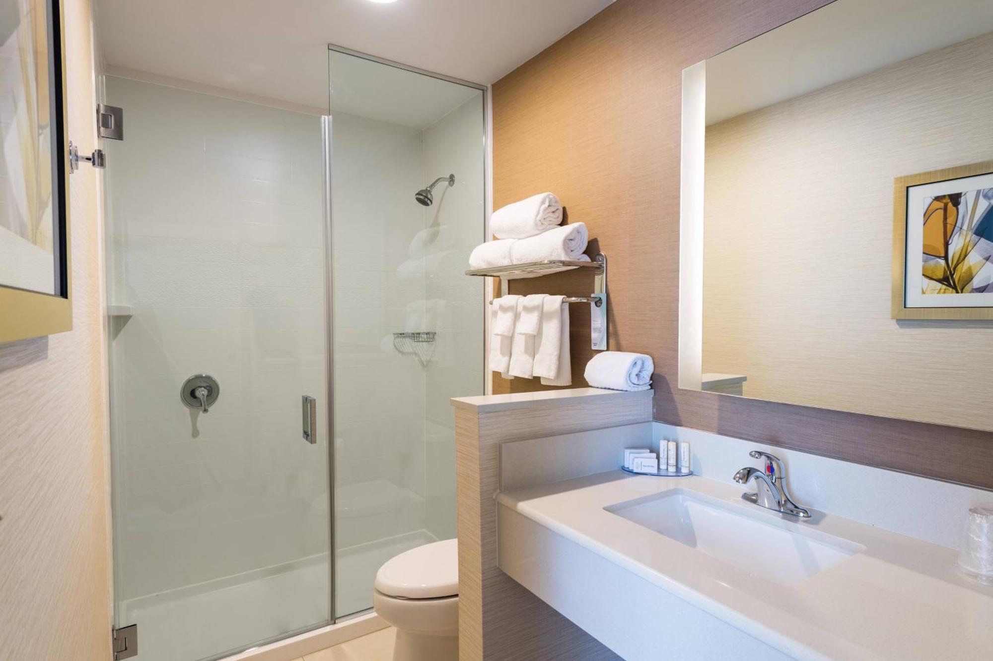 Fairfield By Marriott Inn & Suites Uncasville Mohegan Sun Area Zewnętrze zdjęcie