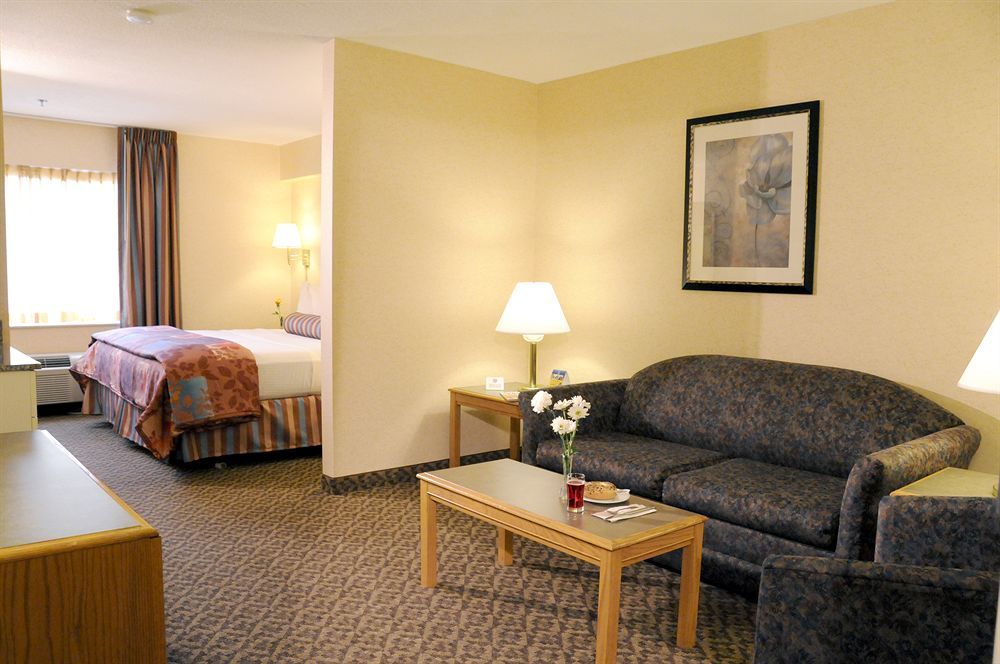 Fairfield By Marriott Inn & Suites Uncasville Mohegan Sun Area Zewnętrze zdjęcie